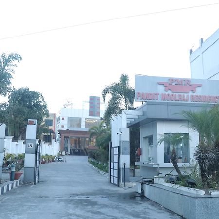 Pt Moolraj Residency Hotell Una  Exteriör bild