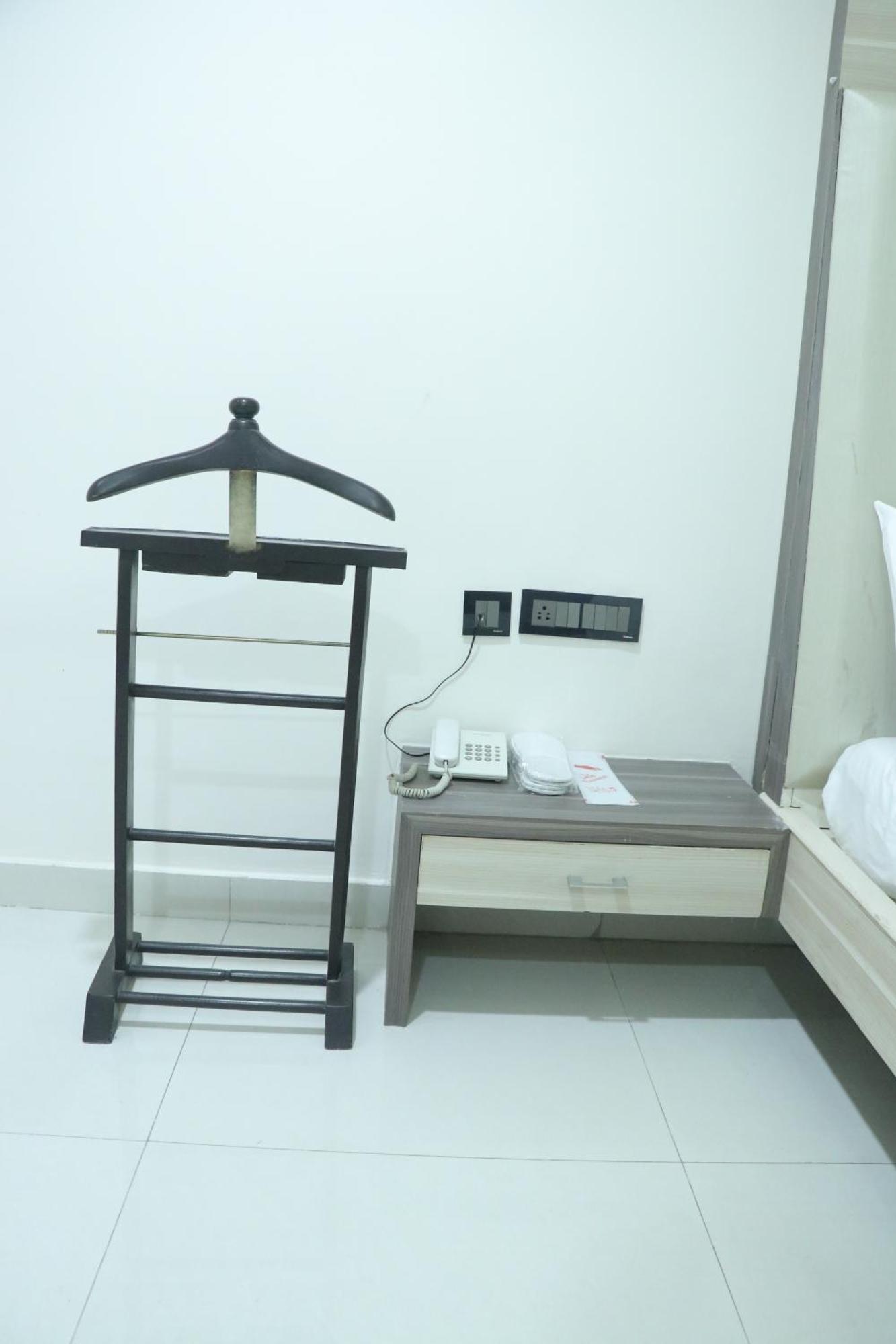 Pt Moolraj Residency Hotell Una  Exteriör bild