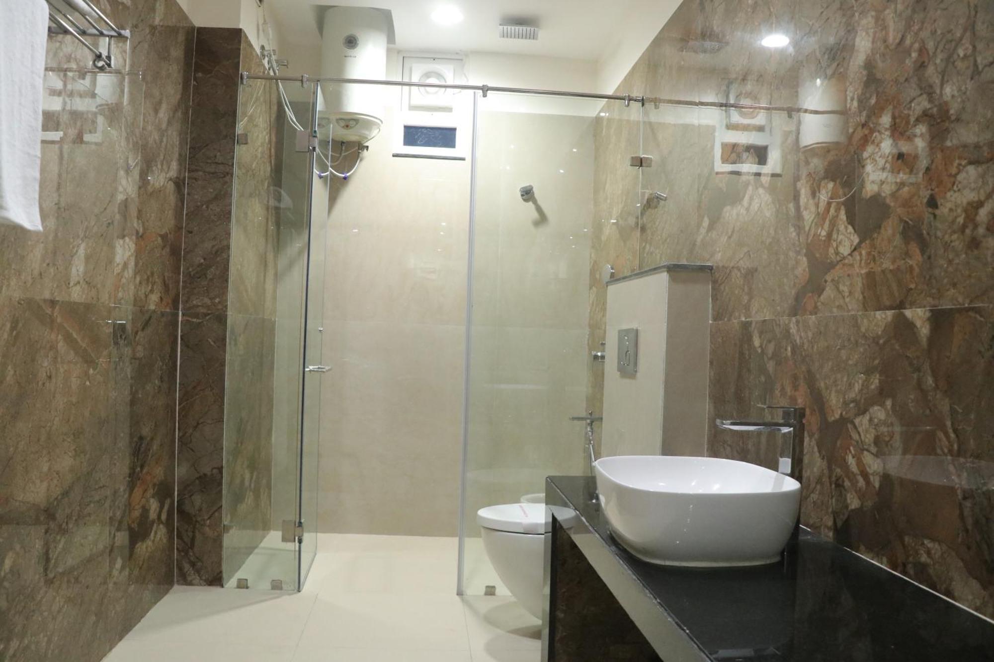Pt Moolraj Residency Hotell Una  Exteriör bild