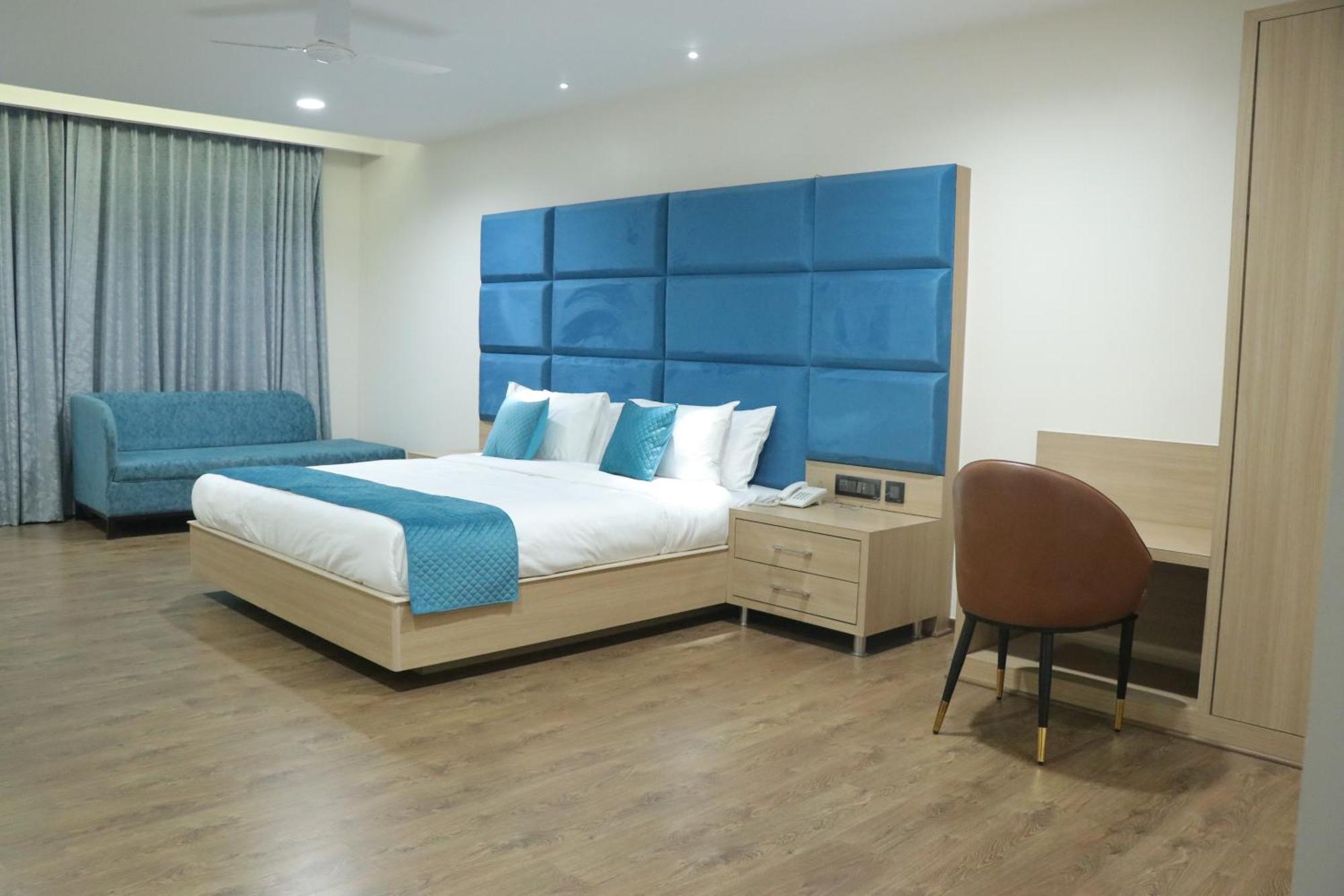Pt Moolraj Residency Hotell Una  Exteriör bild