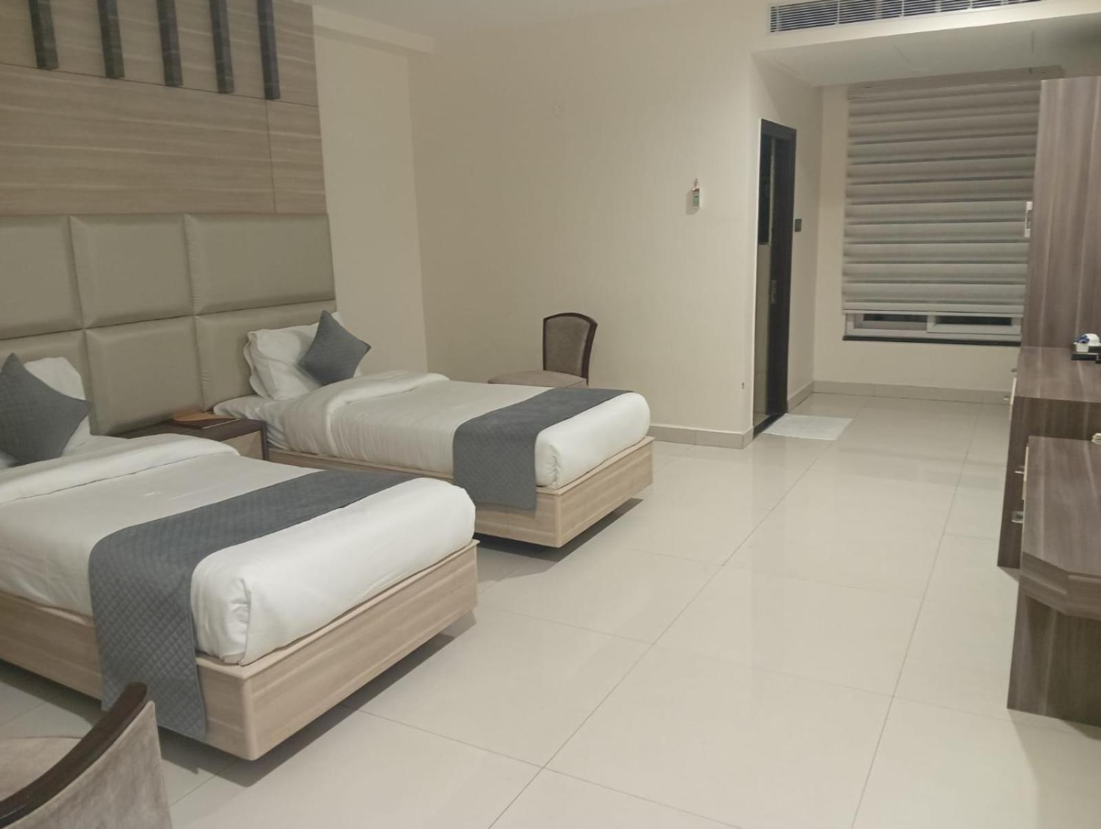 Pt Moolraj Residency Hotell Una  Exteriör bild