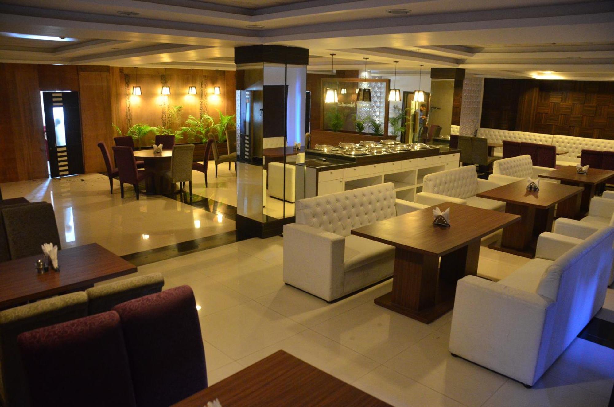Pt Moolraj Residency Hotell Una  Exteriör bild